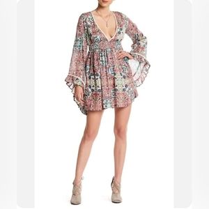 RAGA Womens Sunset Rose Bell Sleeve Dress